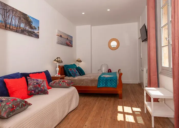 Jardin Des Ursulines Saint-Émilion